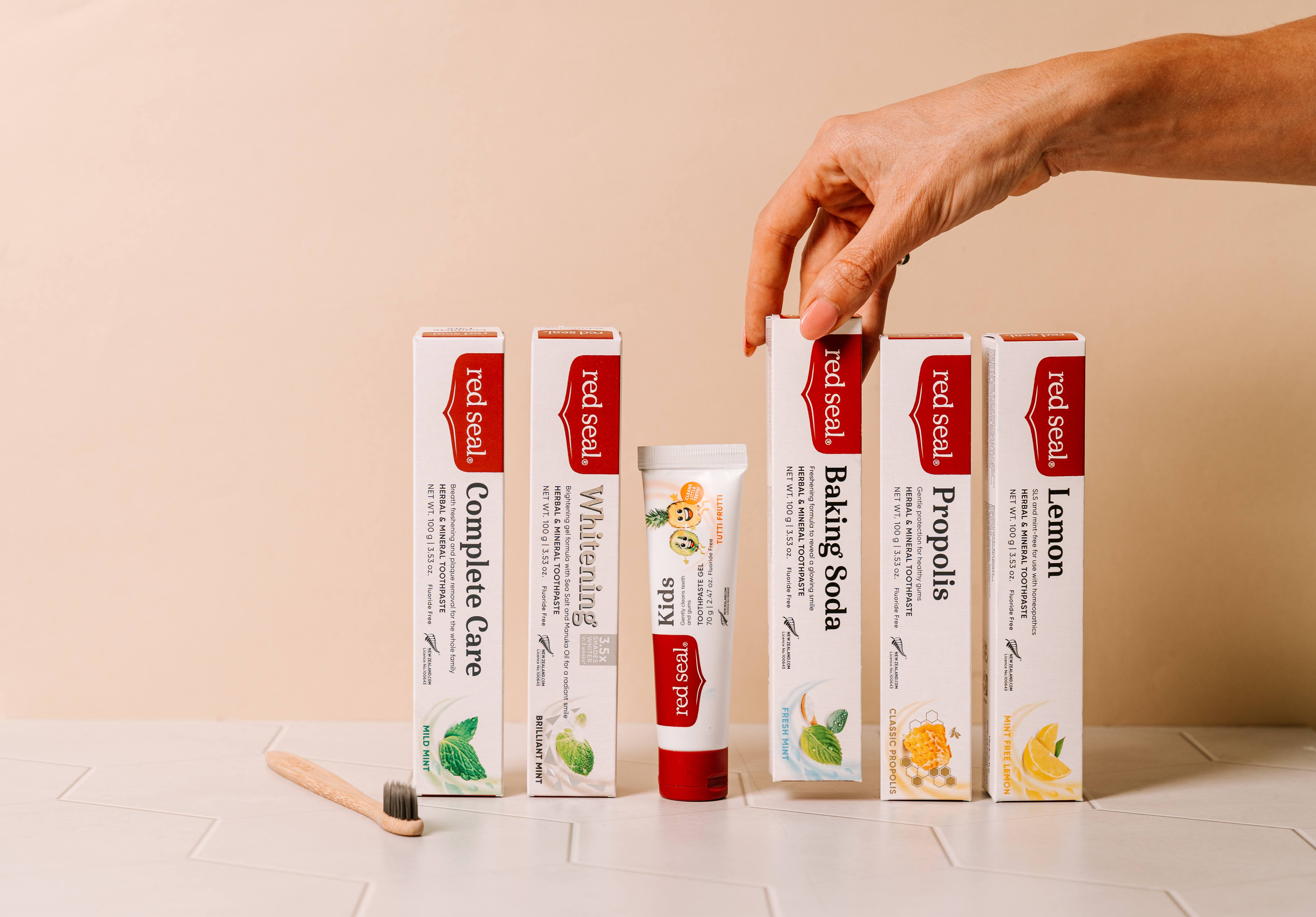 Quiz Banner Image Full Range Toothpaste 1456X640 (1)